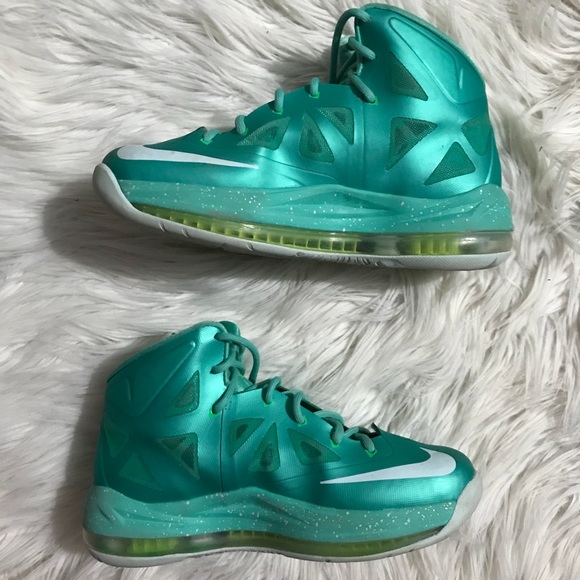 lebron teal shoes